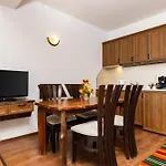 Vacation In Complex Apartment