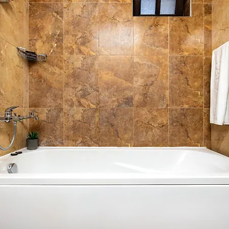 Vacation In Complex *