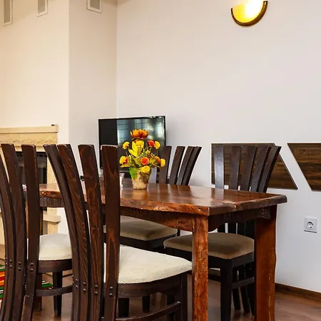 Vacation In Complex Апартамент Старосел