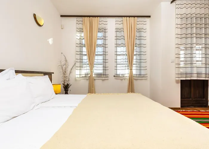 Vacation In Complex * Sztaroszel